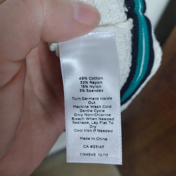 Talbots Striped Cream and Green Faux Pearl Button Up Cardigan Sweater Medium - Picture 8 of 8